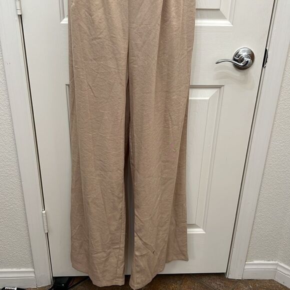 Nasty Gal Khaki Beige Pants Romper Scoop Neck Sleeveless Wide Leg Cut Out Back - Picture 5 of 17